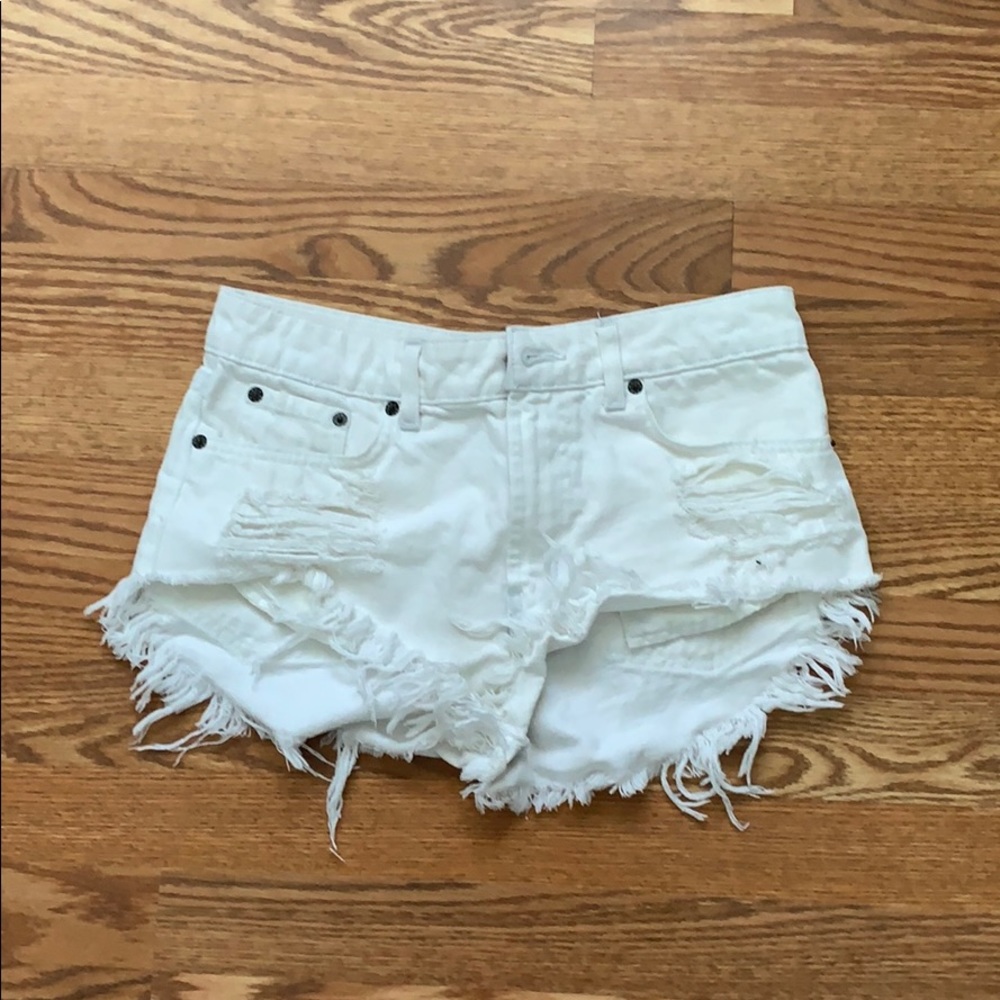 Carmar White Shorts